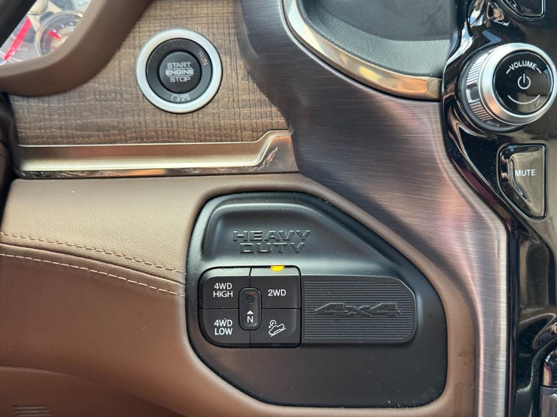 Ram 2500 Vehicle Image 35