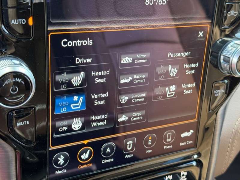 Ram 2500 Vehicle Image 36