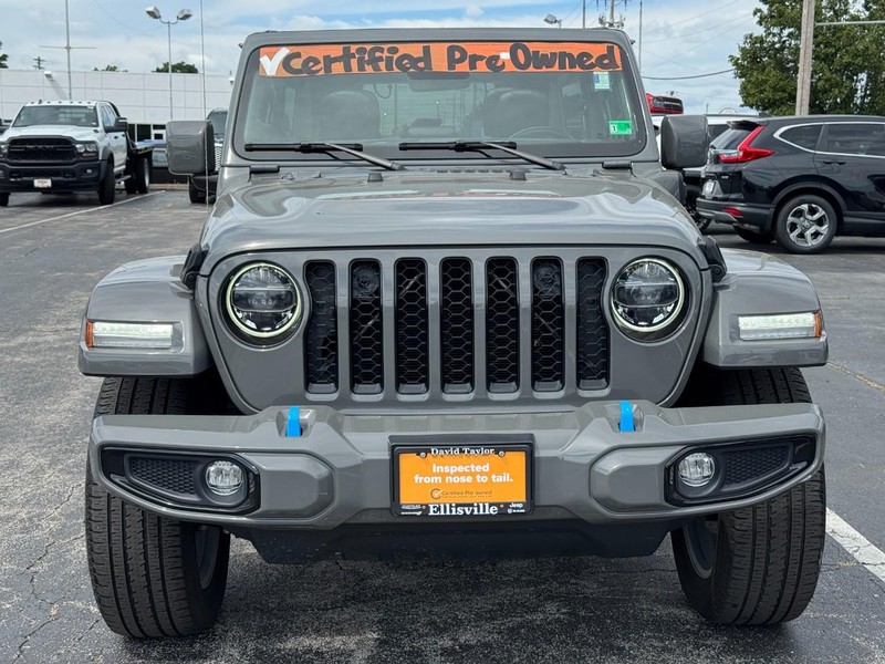 Jeep Wrangler 4xe Vehicle Image 11