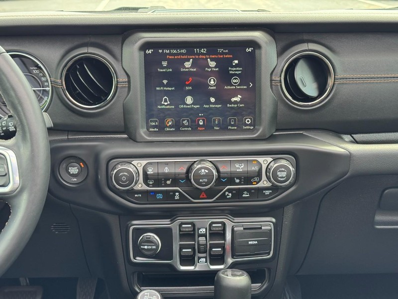 Jeep Wrangler 4xe Vehicle Image 24
