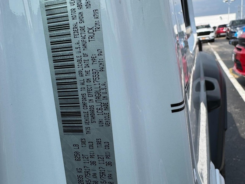 Jeep Gladiator Vehicle Image 36