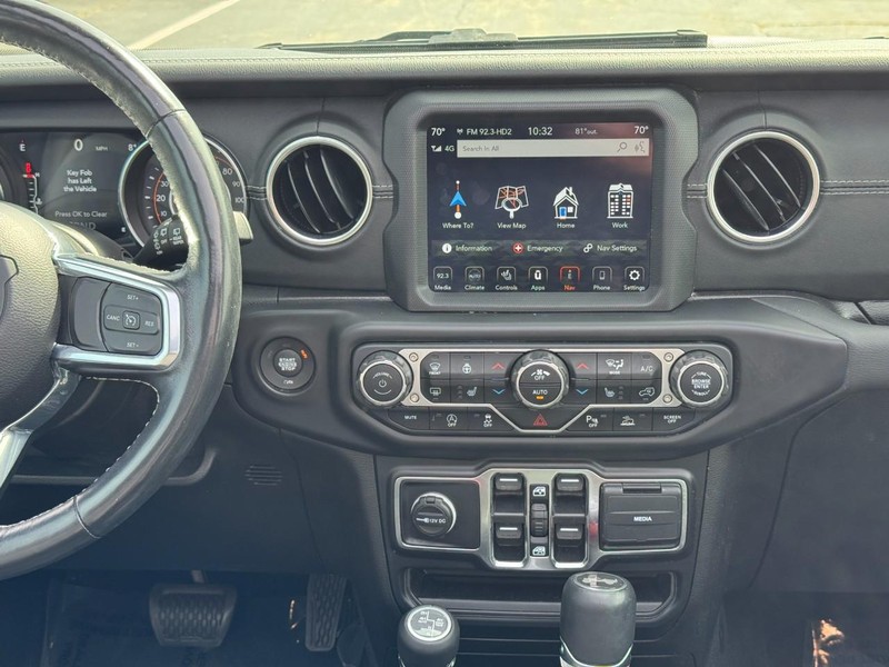 Jeep Wrangler Vehicle Image 25