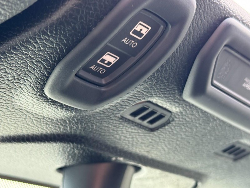 Jeep Wrangler Vehicle Image 33