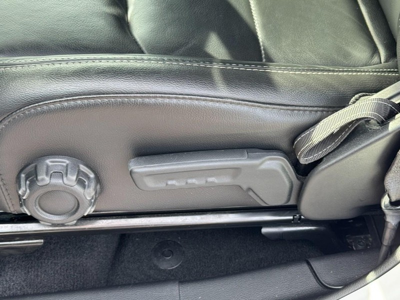Jeep Wrangler Vehicle Image 40