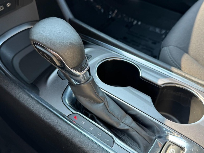 Chevrolet Malibu Vehicle Image 27