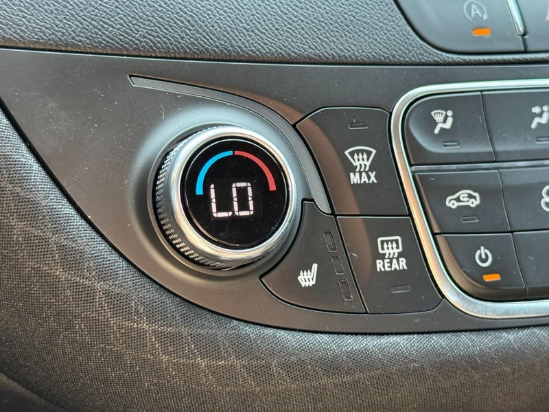 Chevrolet Malibu Vehicle Image 28