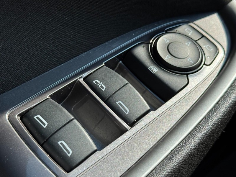 Chevrolet Malibu Vehicle Image 31