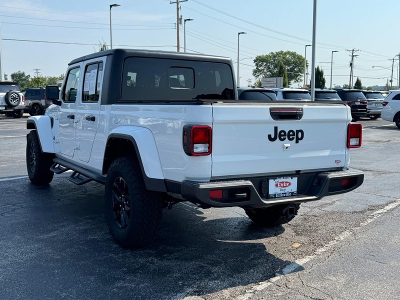 Jeep Gladiator Vehicle Image 07
