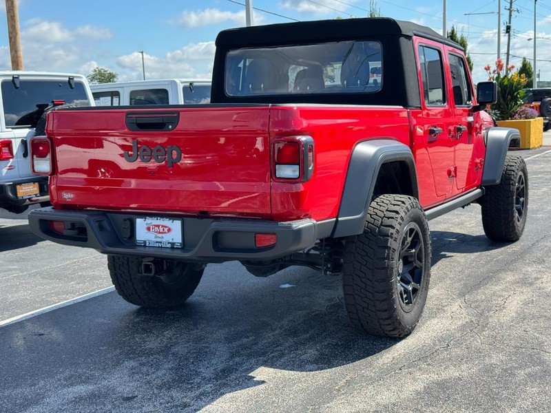 Jeep Gladiator Vehicle Image 03