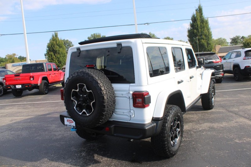 Jeep Wrangler 4xe Vehicle Image 21