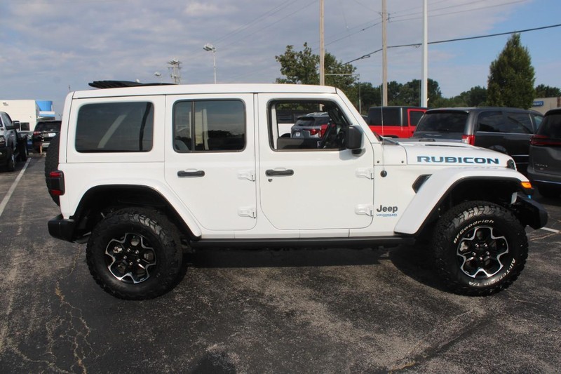 Jeep Wrangler 4xe Vehicle Image 22