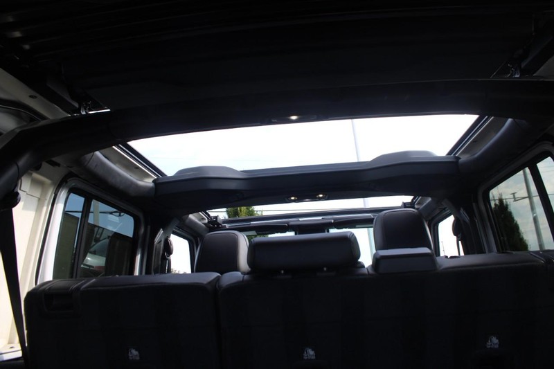 Jeep Wrangler 4xe Vehicle Image 31