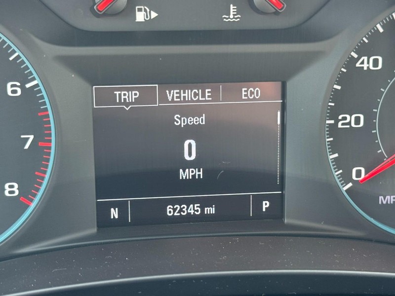 Chevrolet Malibu Vehicle Image 25