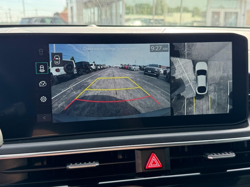 Kia K5 Vehicle Image 33