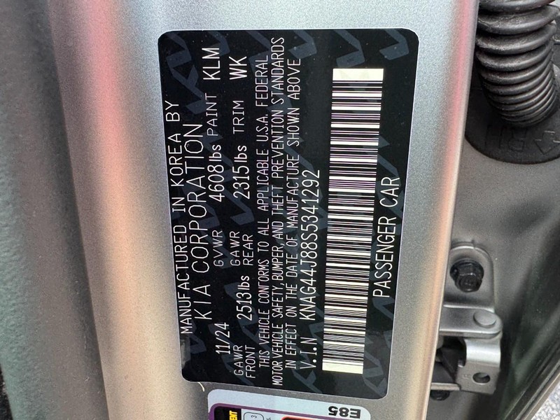 Kia K5 Vehicle Image 36