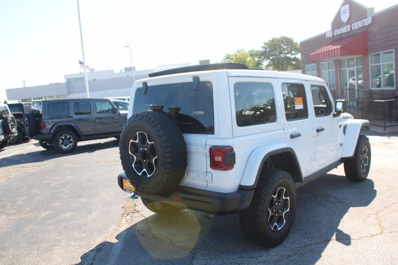 Jeep Wrangler 4xe Vehicle Image 24