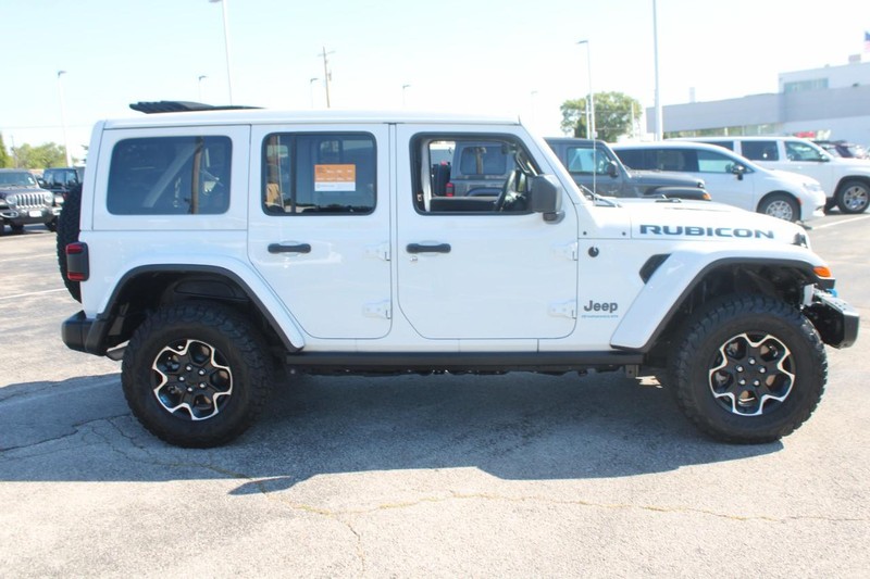 Jeep Wrangler 4xe Vehicle Image 25
