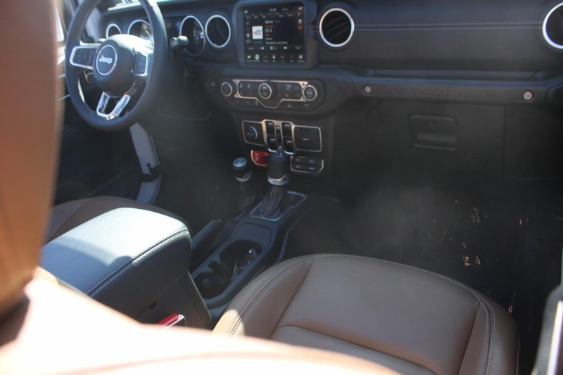 Jeep Wrangler 4xe Vehicle Image 31