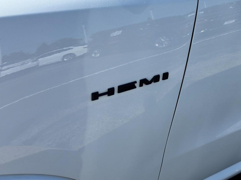 Dodge Durango Vehicle Image 13