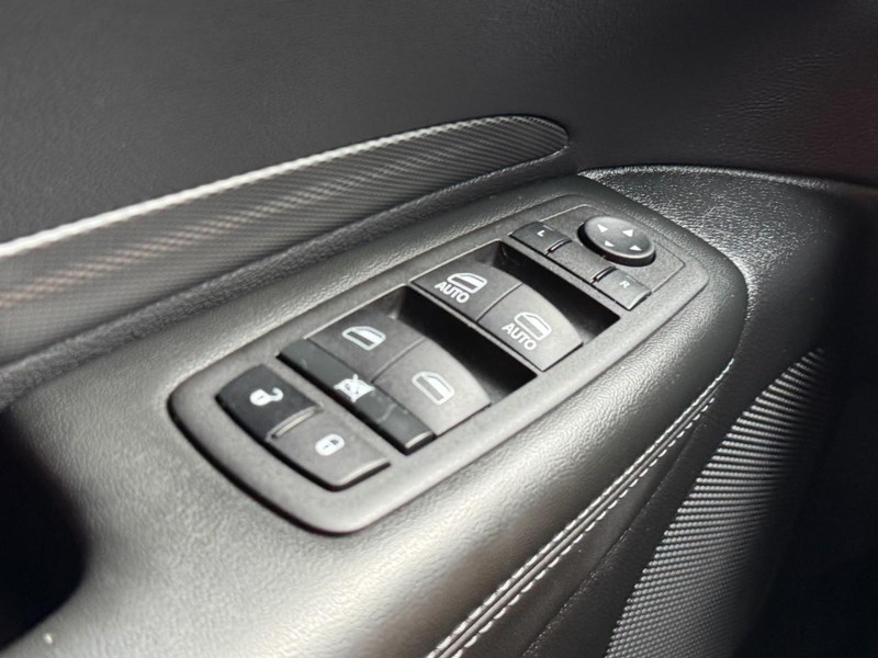 Dodge Durango Vehicle Image 38