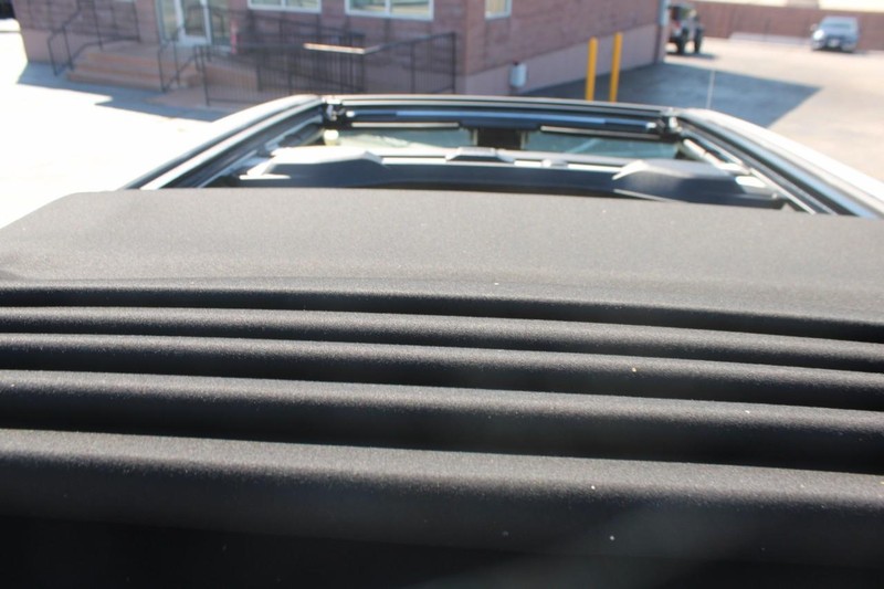 Jeep Wrangler 4xe Vehicle Image 18