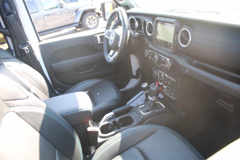 Jeep Wrangler 4xe Vehicle Image 38