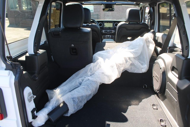 Jeep Wrangler 4xe Vehicle Image 39