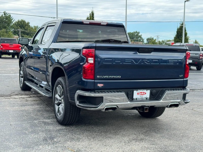 Chevrolet Silverado 1500 LTD Vehicle Image 06