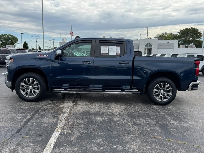 Chevrolet Silverado 1500 LTD Vehicle Image 08