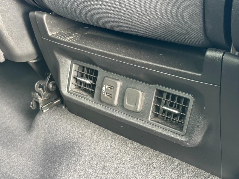 Chevrolet Silverado 1500 LTD Vehicle Image 20