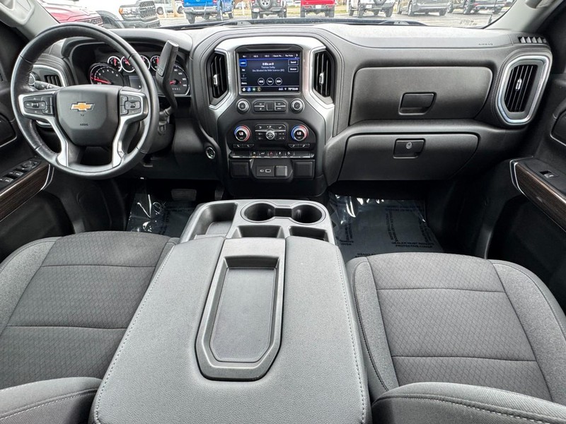 Chevrolet Silverado 1500 LTD Vehicle Image 21