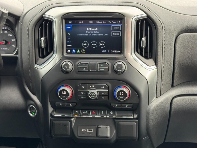 Chevrolet Silverado 1500 LTD Vehicle Image 23