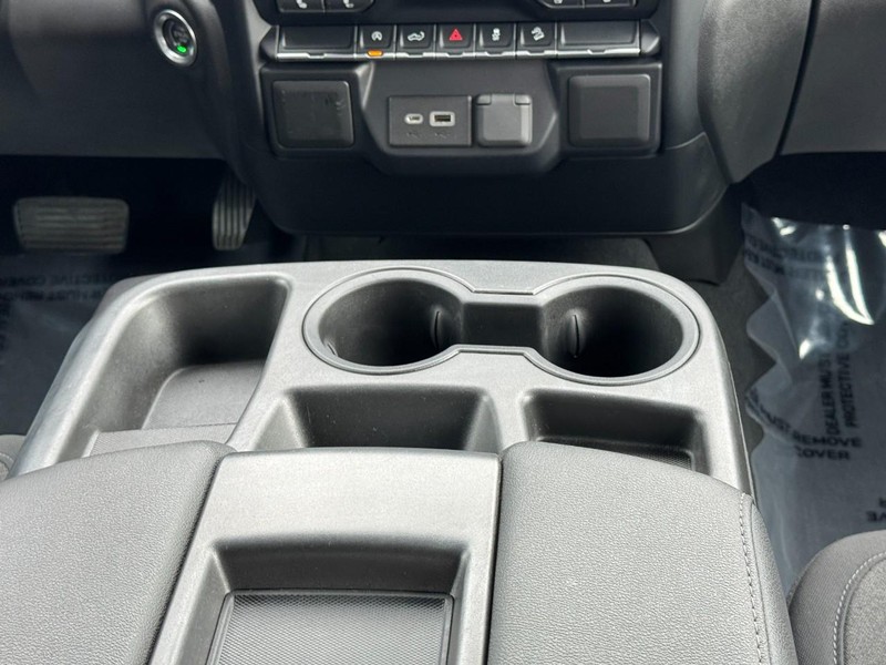 Chevrolet Silverado 1500 LTD Vehicle Image 24