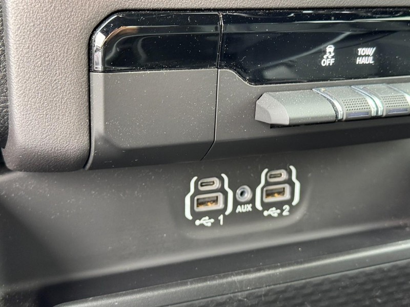 Ram 1500 Vehicle Image 30