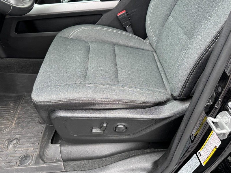 Ram 1500 Vehicle Image 33