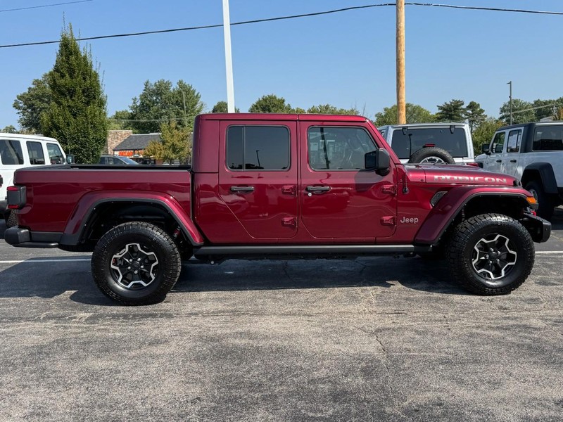 Jeep Gladiator Vehicle Image 02