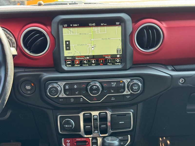 Jeep Gladiator Vehicle Image 21