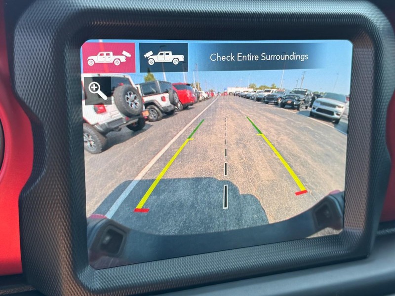 Jeep Gladiator Vehicle Image 36