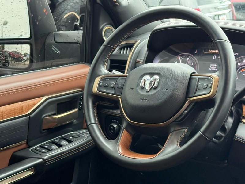 Ram 3500 Vehicle Image 21