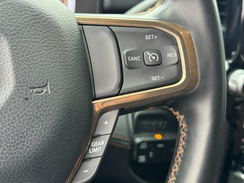 Ram 3500 Vehicle Image 28