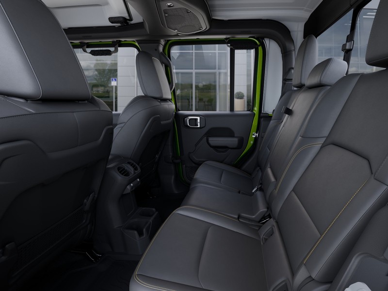 Jeep Gladiator Vehicle Image 26