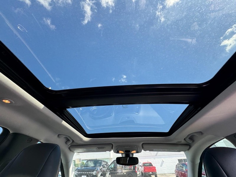 Jeep Cherokee Vehicle Image 19