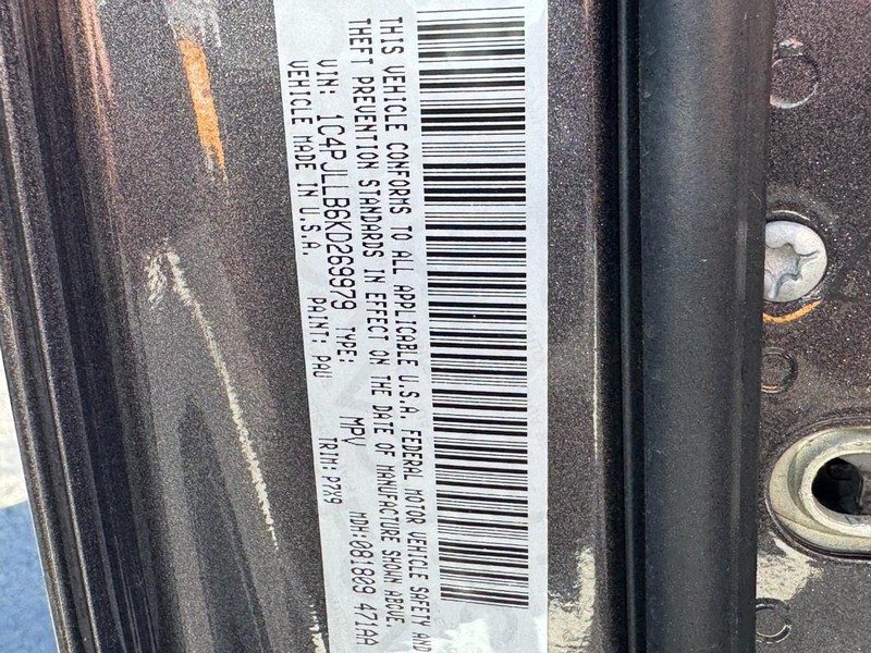 Jeep Cherokee Vehicle Image 33