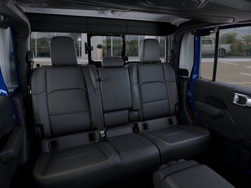 Jeep Gladiator Vehicle Image 18