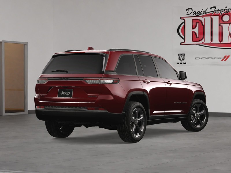 Jeep Grand Cherokee Vehicle Image 07