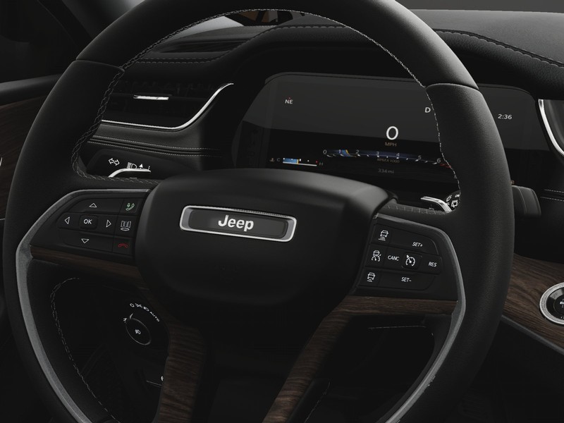 Jeep Grand Cherokee Vehicle Image 25