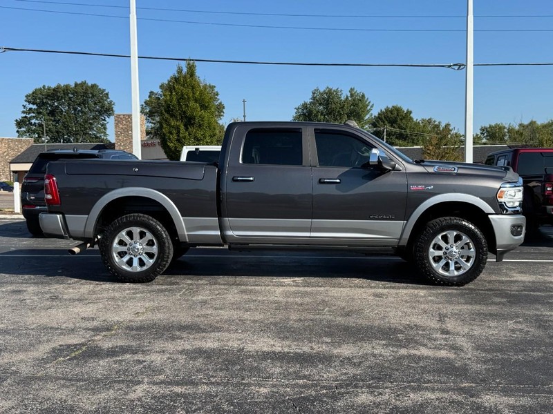 Ram 3500 Vehicle Image 02