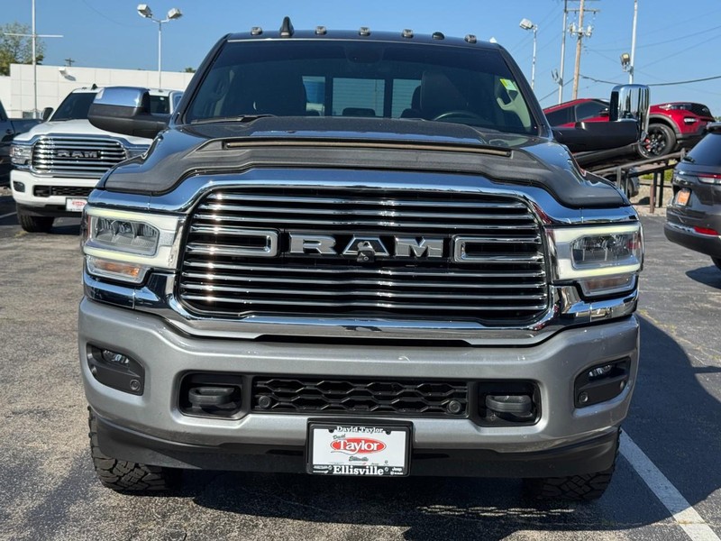 Ram 3500 Vehicle Image 11