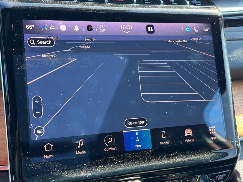 Jeep Grand Cherokee 4xe Vehicle Image 38