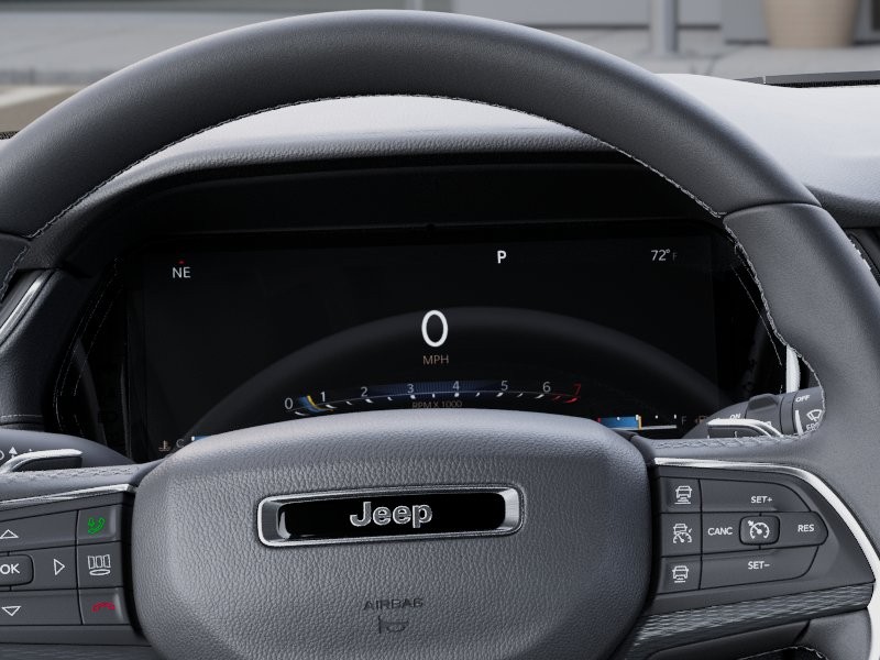 Jeep Grand Cherokee L Vehicle Image 20